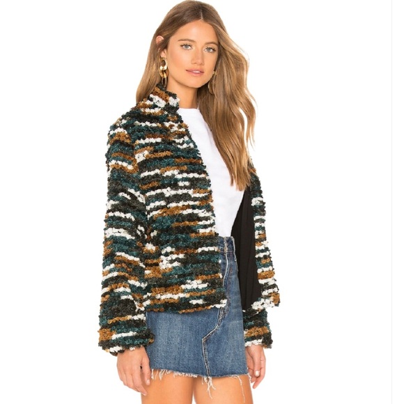 Tularosa Inori Coat - Picture 2 of 6